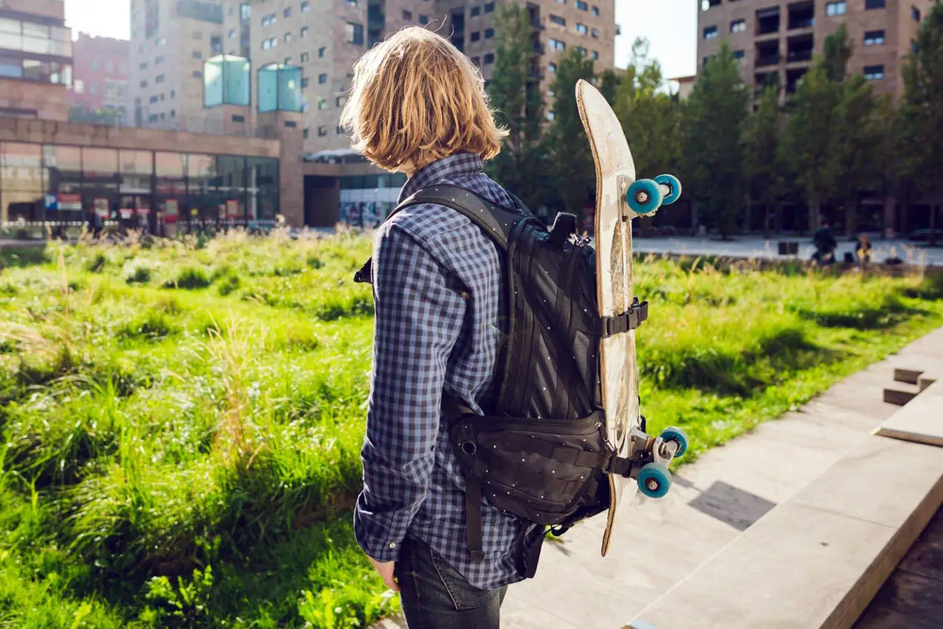 How to Carry Skateboard on Backpack: Carrying the Ride