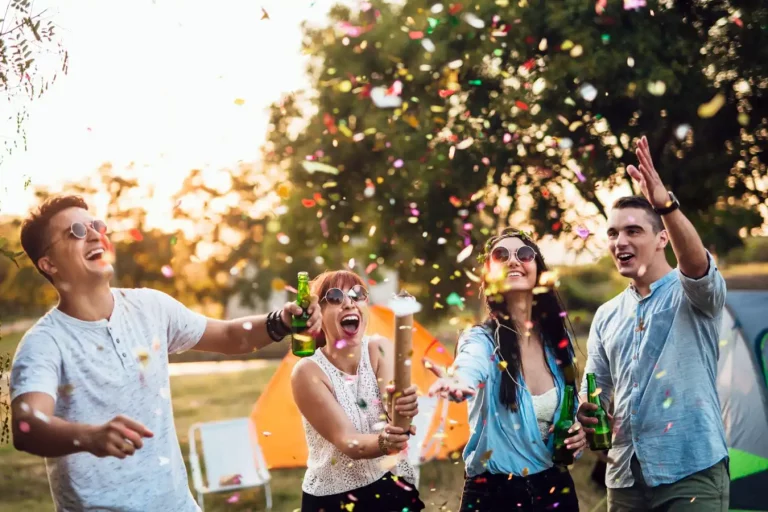 What to Bring to a Camping Festival: Tips for a Stress-Free Adventure