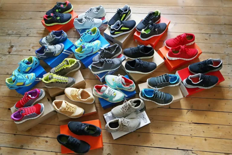 About How Much Do Sneakers Weigh