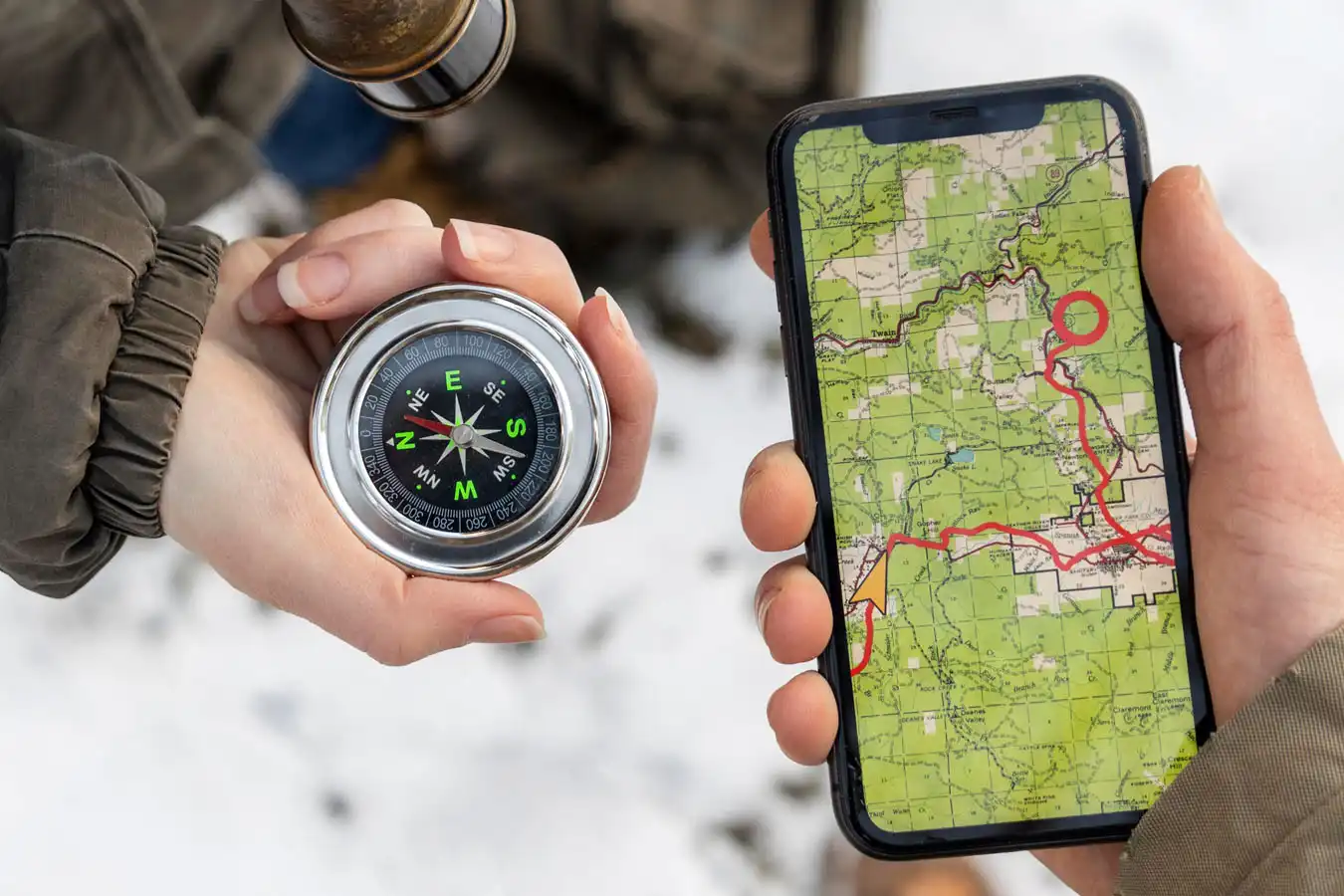 Smartphone vs GPS for Hiking