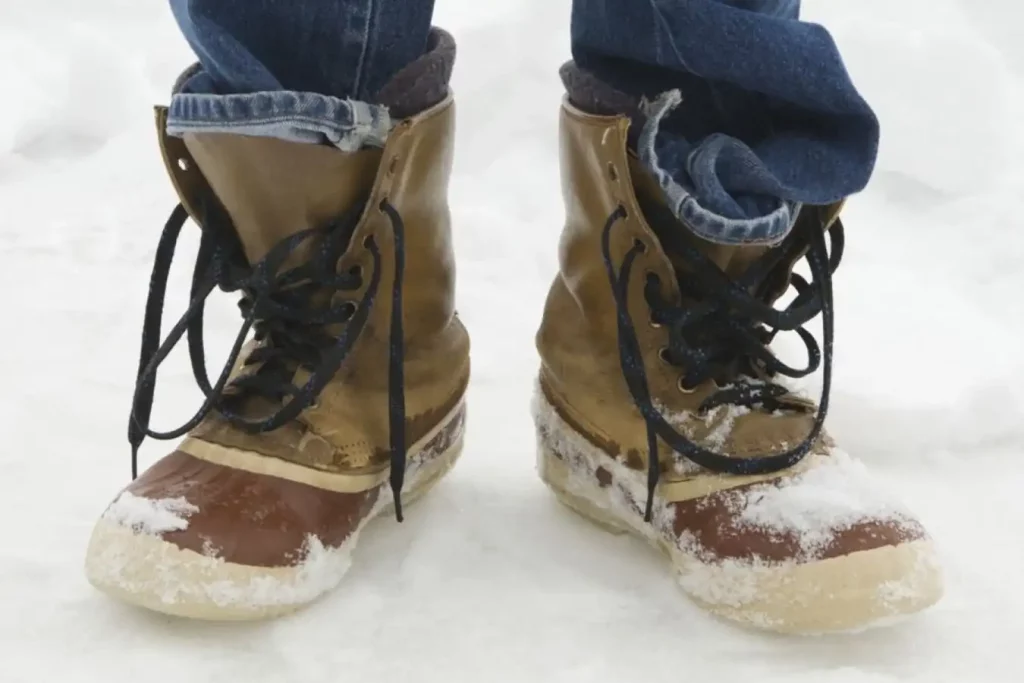 Snow Boots Vs Hiking Boots Understanding the Key Differences